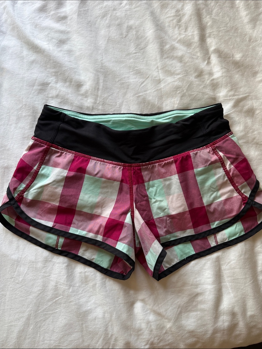 Lululemon Low-Rise Pink Plaid Speed Up Shorts